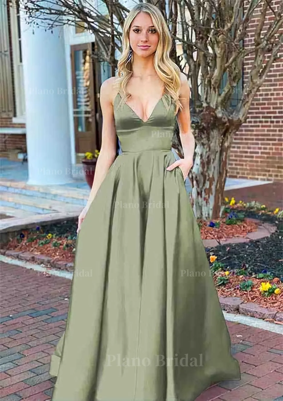 A-line V Neck Sleeveless Charmeuse Long/Floor-Length Prom Dress With Pockets