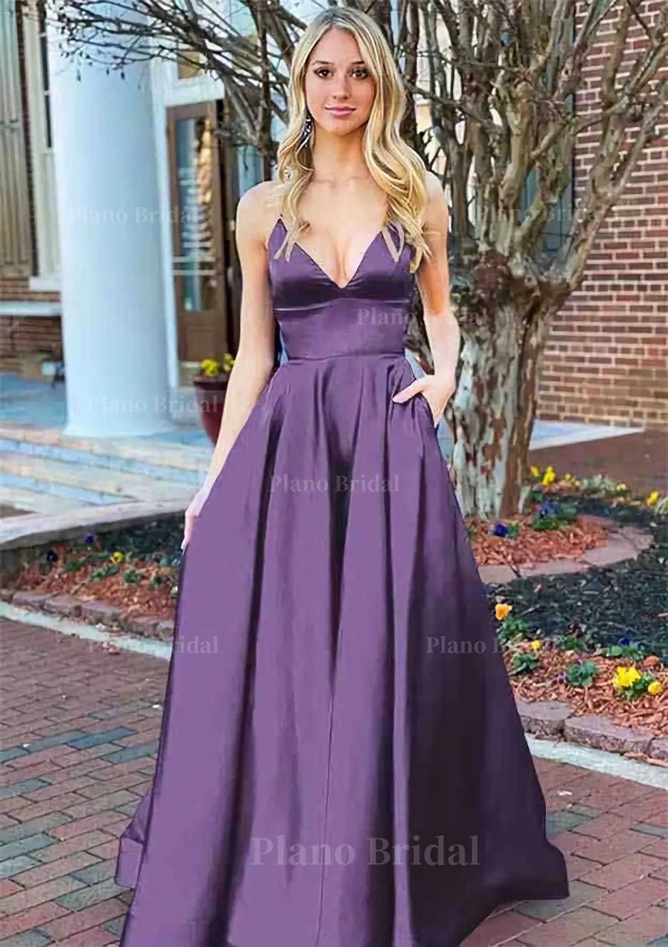 A-line V Neck Sleeveless Charmeuse Long/Floor-Length Prom Dress With Pockets