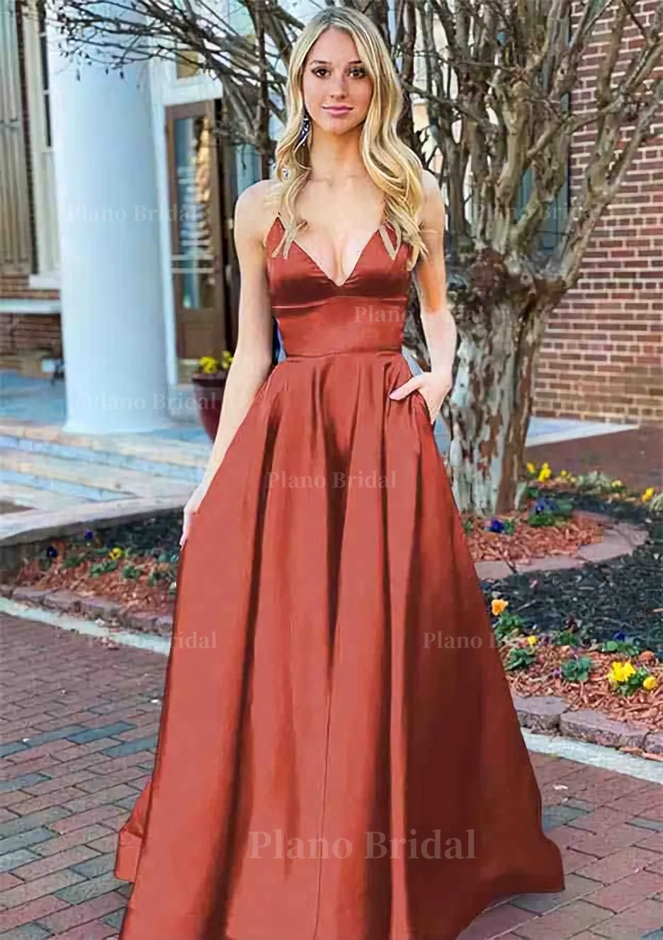 A-line V Neck Sleeveless Charmeuse Long/Floor-Length Prom Dress With Pockets