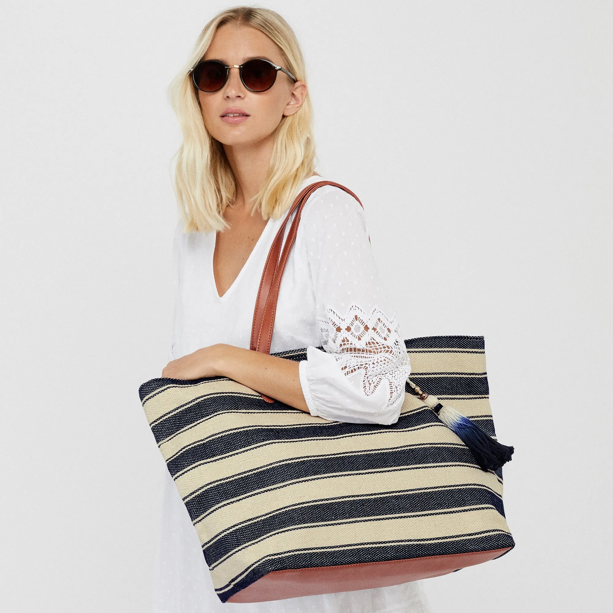 Accessorize London Women'S Nautical Stripe Beach Tote