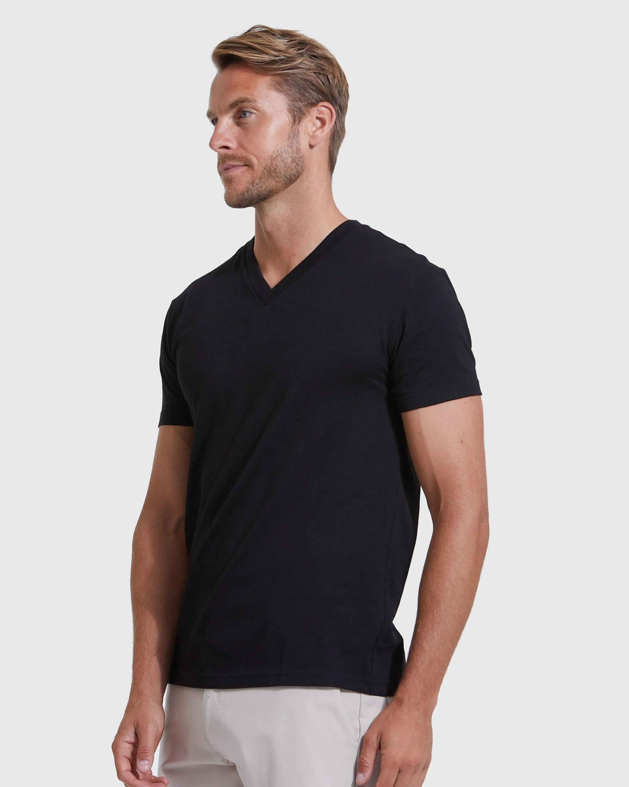 Bold Essentials V-Neck 3 Pack