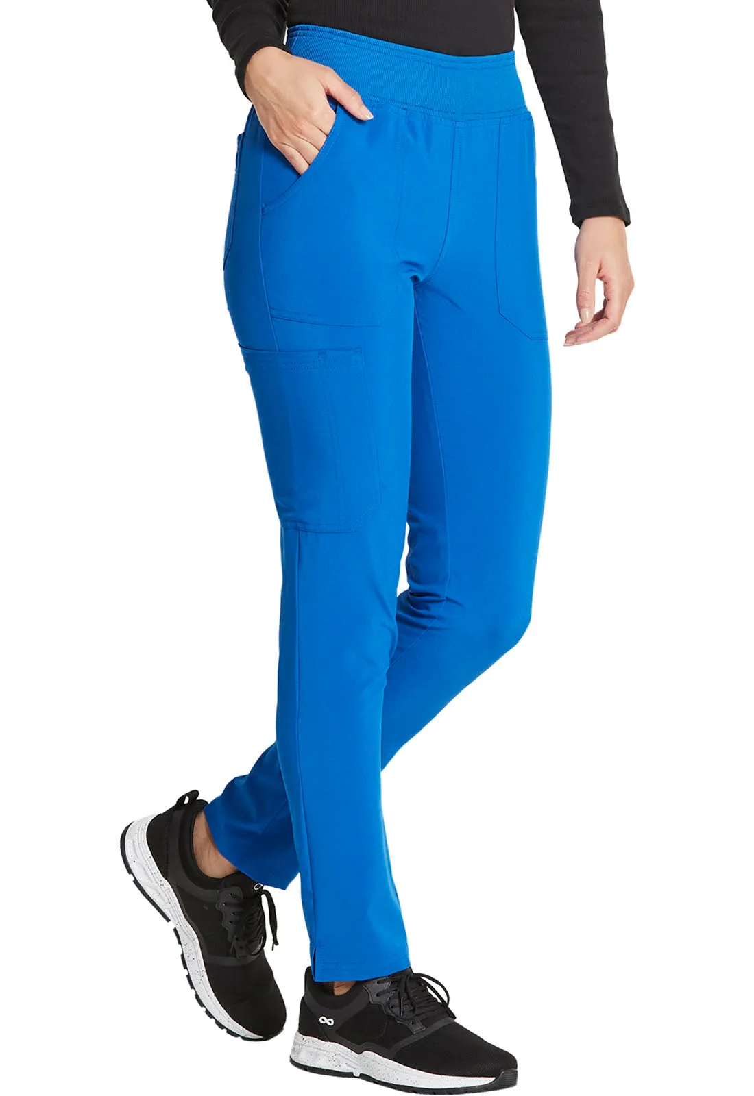 EDS Essentials - Mid Rise Tapered Leg Pull-on Pant