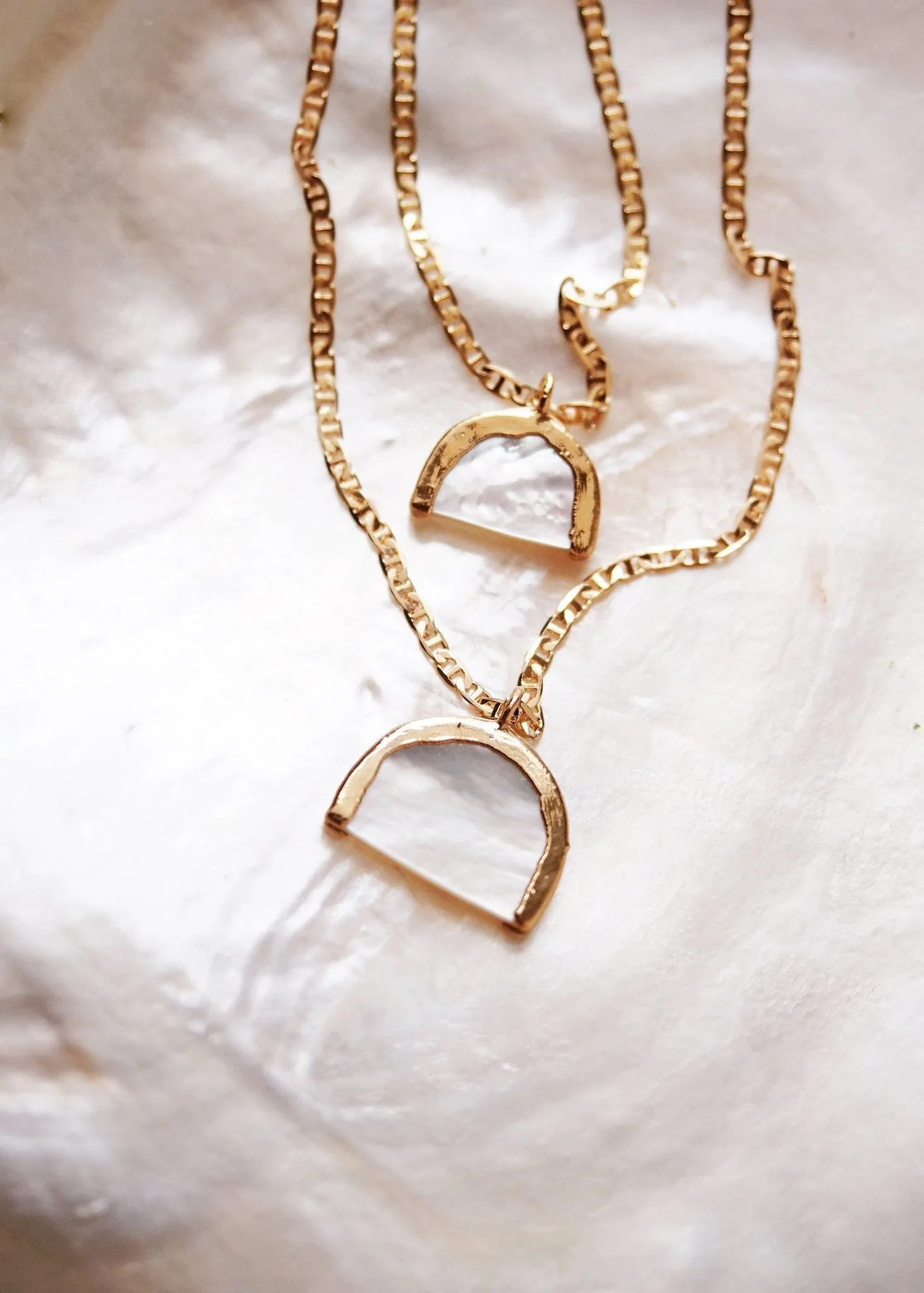 Gold Rainbow Mother of Pearl Shell Chain Necklace - Ānuenue