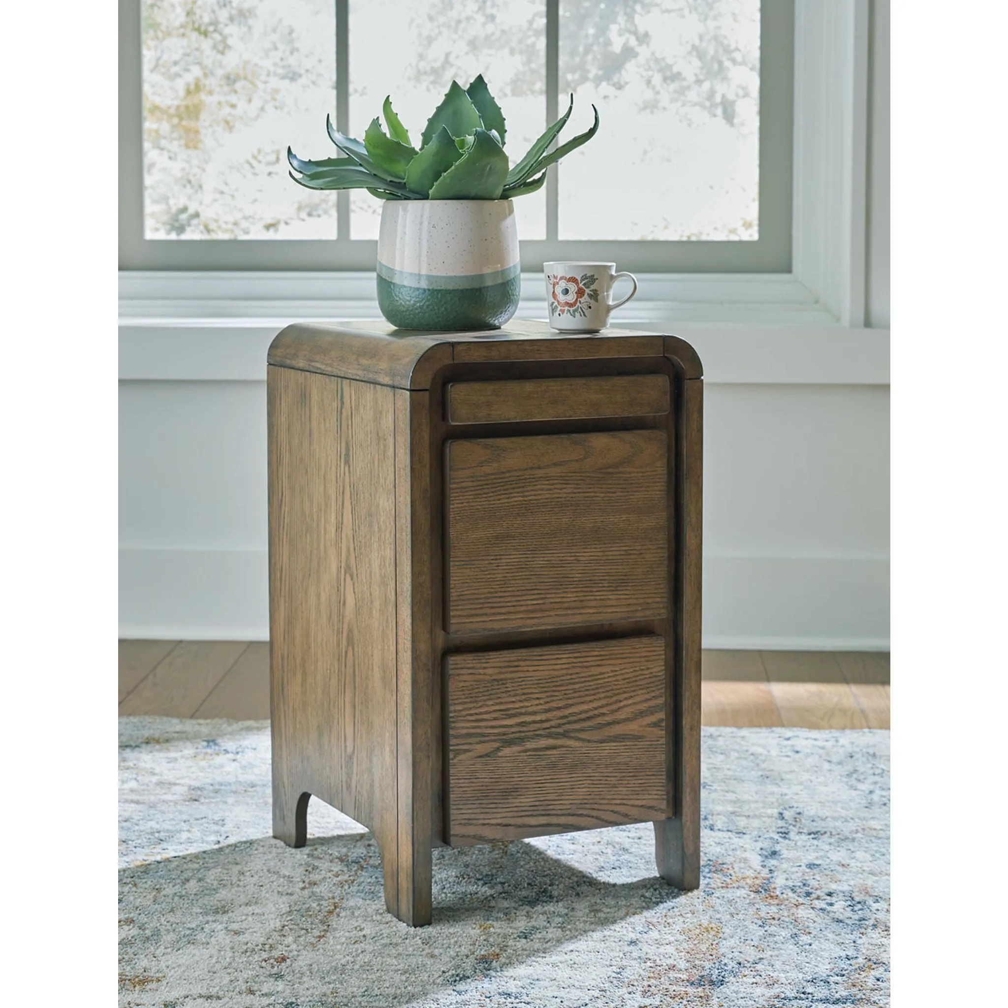 Jensworth Accent Table