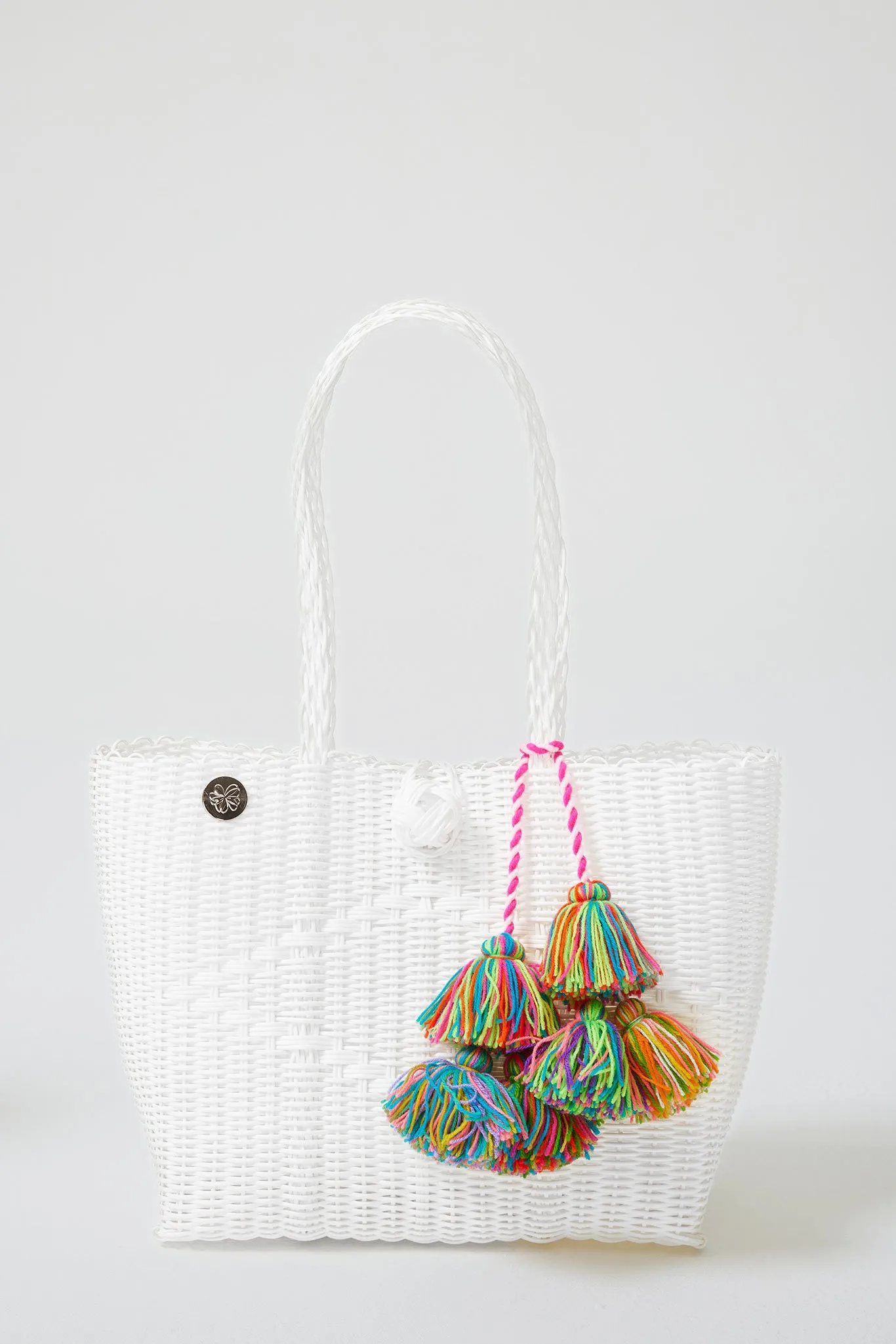 Las Guanacas Clasp Tote in White