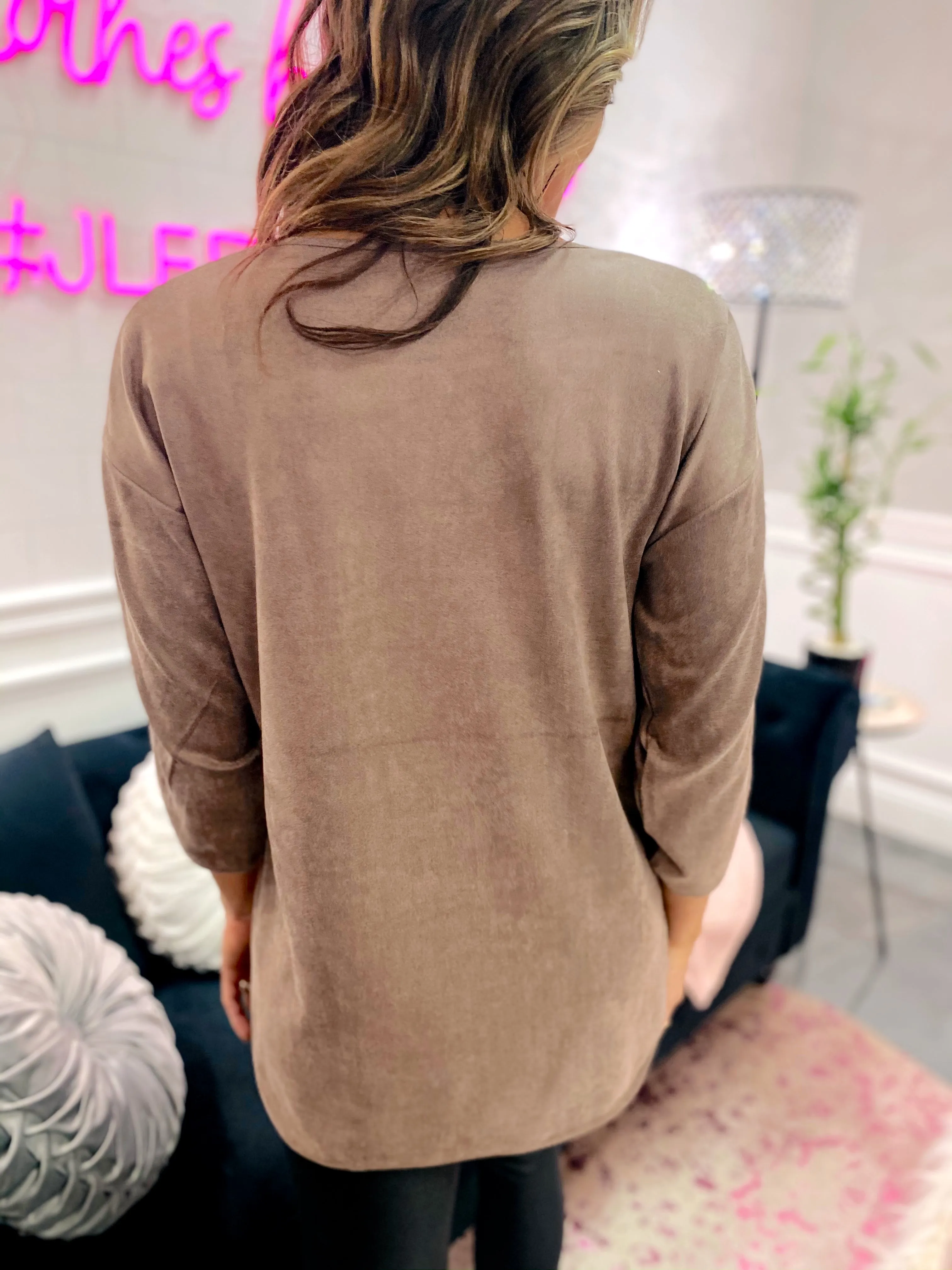 LUXE: SUEDE STONE TOP