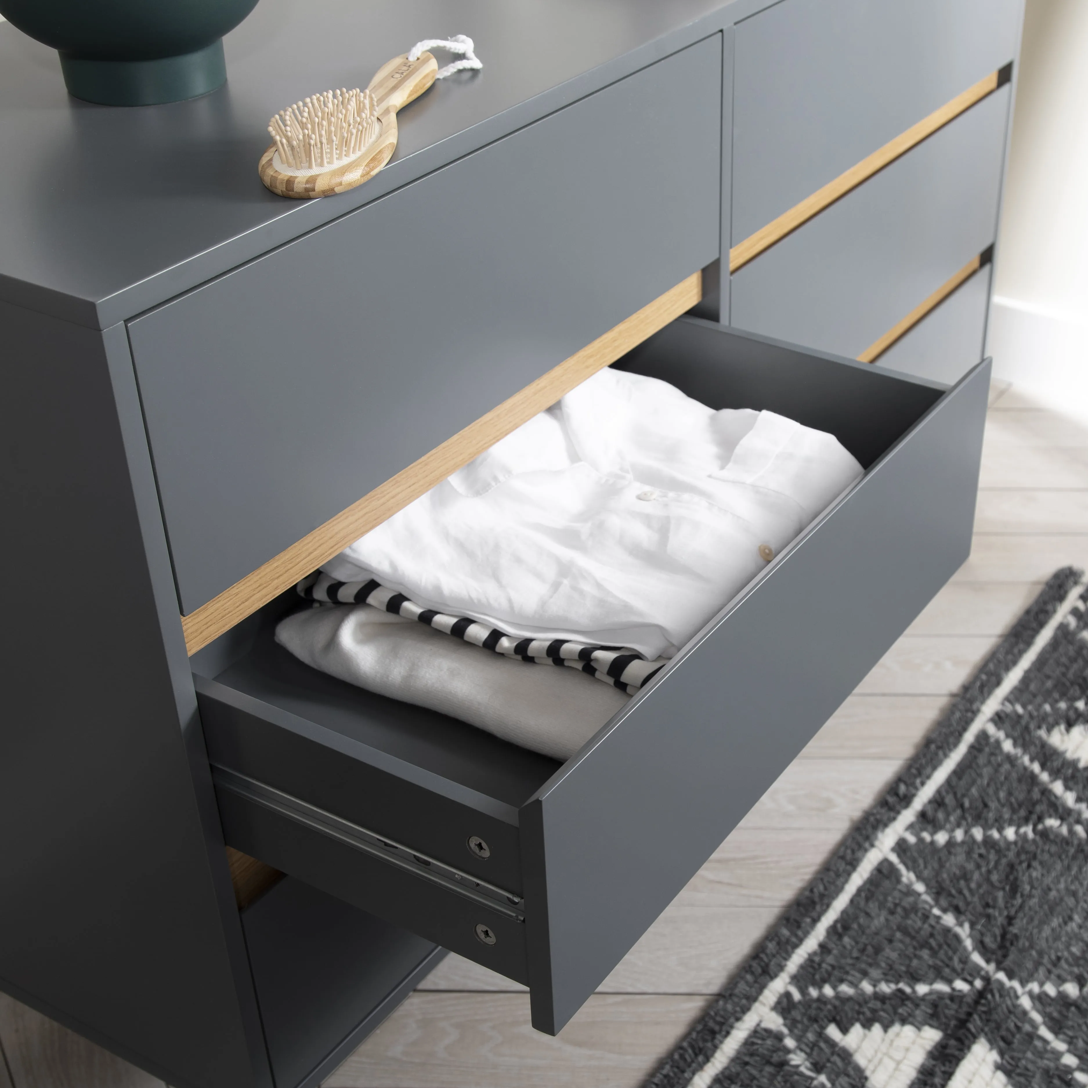 Otto Chest of Drawers 6 Drawer in Silk Grey