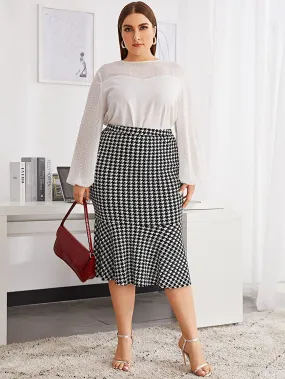 Plus Size Ruffle Hem Black Plaid High Waist Pencil Mermaid Skirt