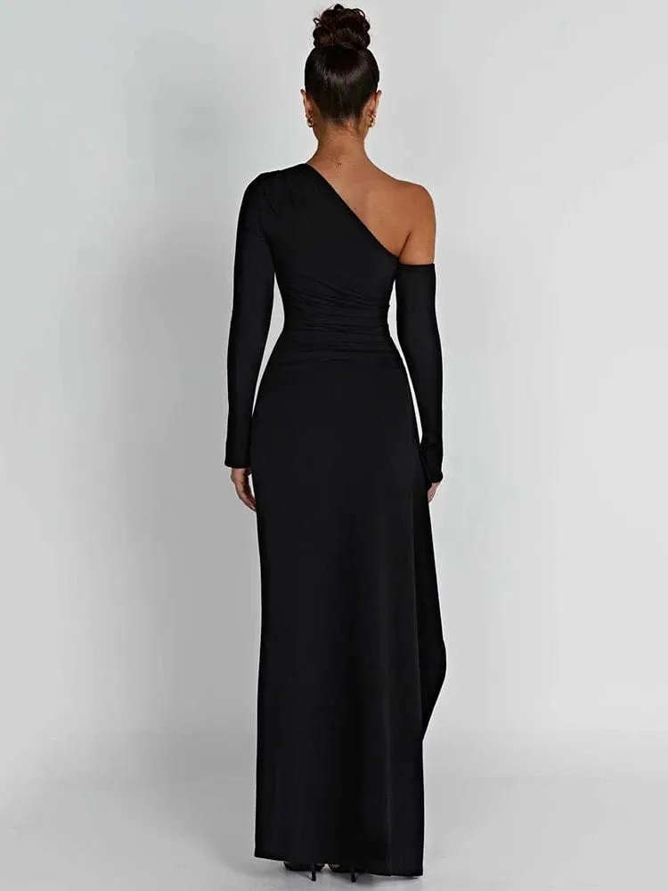 Seductive Elegance: Thigh-High Split Maxi Dress with Oblique Shoulder, Long Sleeves, and Backless Design for Sexy Club Party Looks