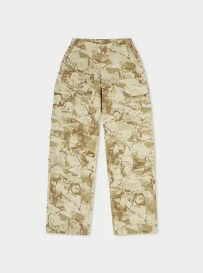 SIDE ZIP CAMO CARGO PANTS - BEIGE