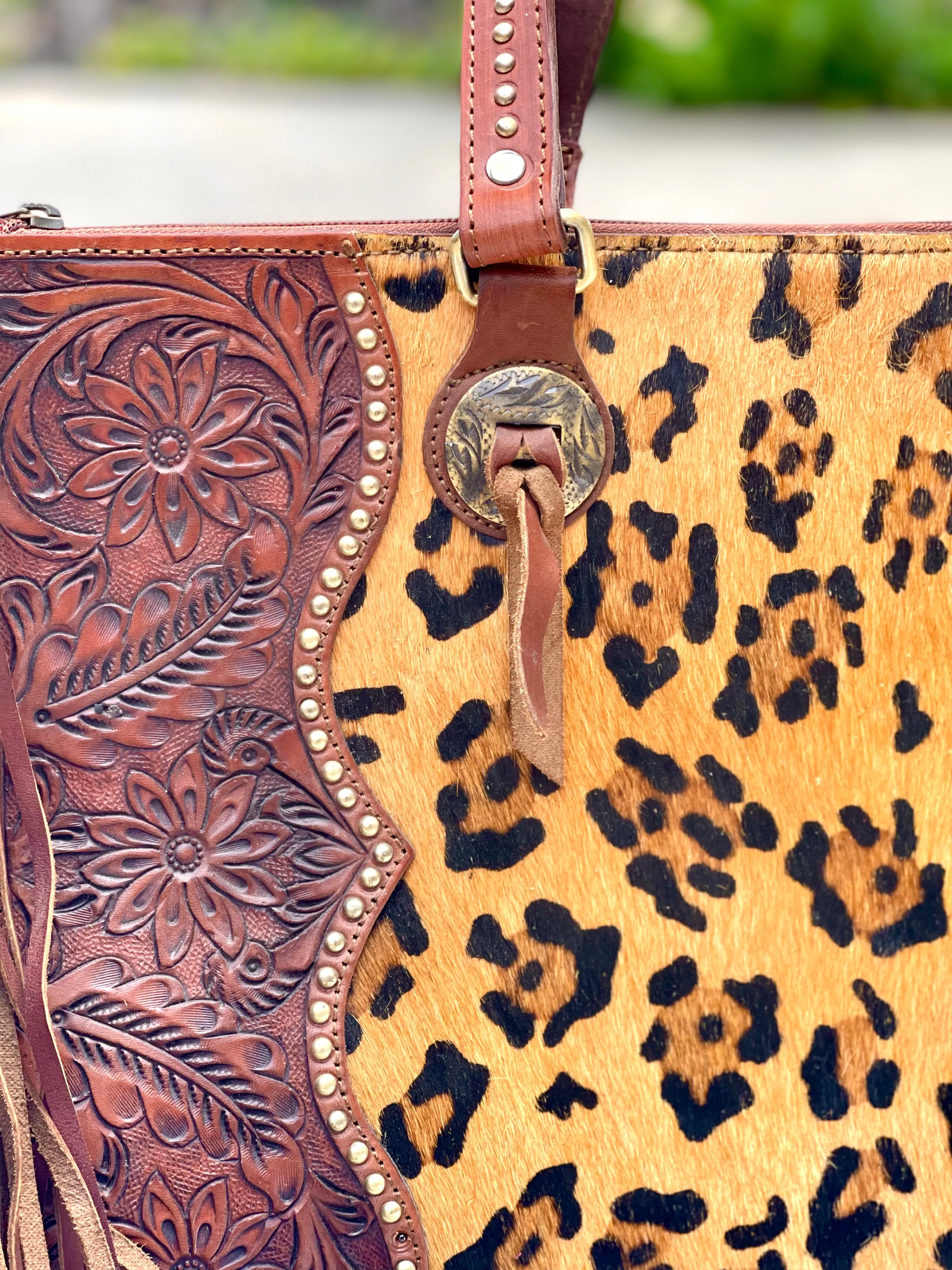 The Bozeman II Tooled Handbag - Concealed Carry