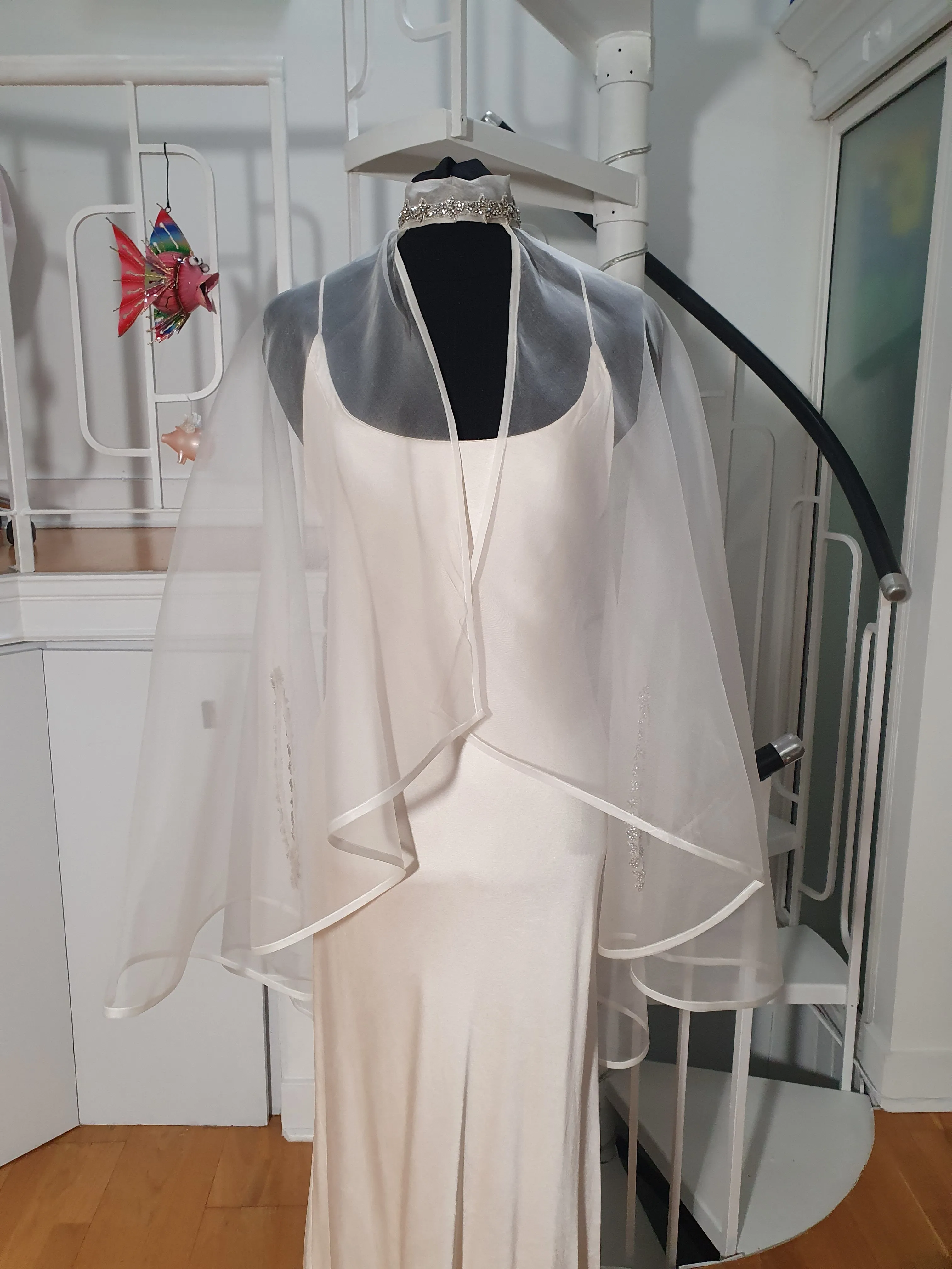 VC9: Silk organza veil cape with crystal details at neck and arm holes